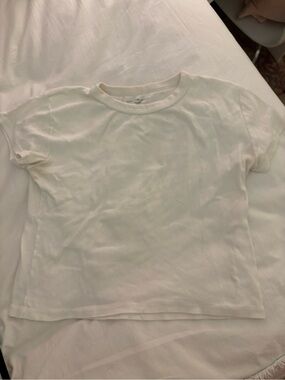 Brandy Melville Cream Short Sleeve Kids Tee